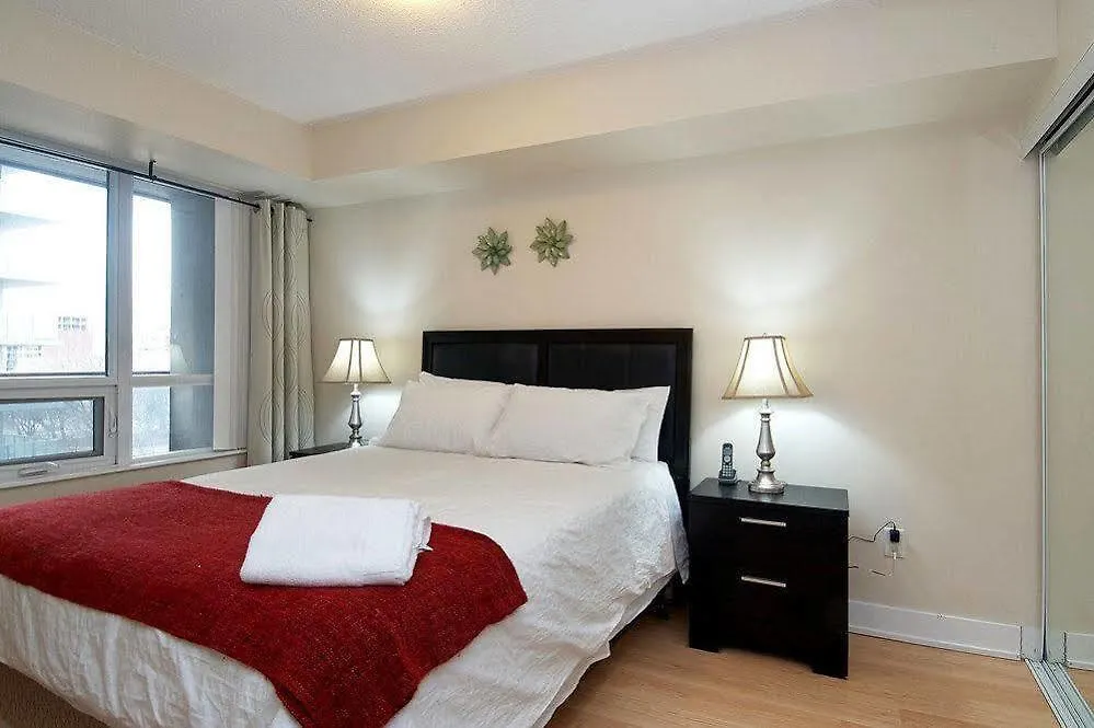 Whitehall Suites - 263 Wellington St W Toronto Apartment